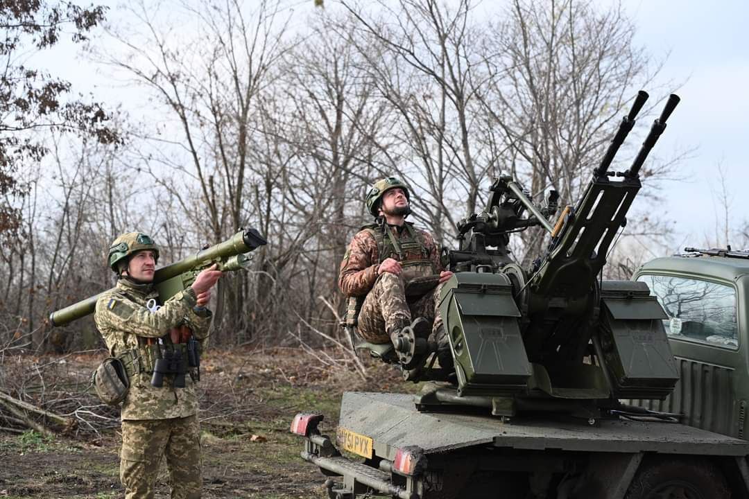 ЗСУ завдали ударів по 27 зосередженнях ворога, уразили 2 засоби ППО; за  добу 68 зіткнень – Генштаб - Головне за день - ТРК ПЕРШИЙ ЗАХІДНИЙ