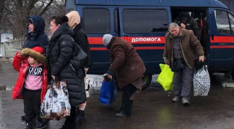 На Київщині окупанти з танків обстріляли евакуаційну колону. Загинули поліцейські