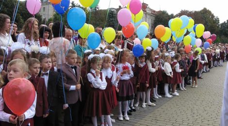 Чи проводити 1 вересня урочистості та лінійки. У МОЗ дали свої рекомендації