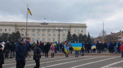 Херсонська облрада на екстреному засіданні проголосувала проти «ХНР»